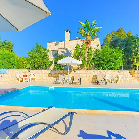 Georgios Rafaela וילה