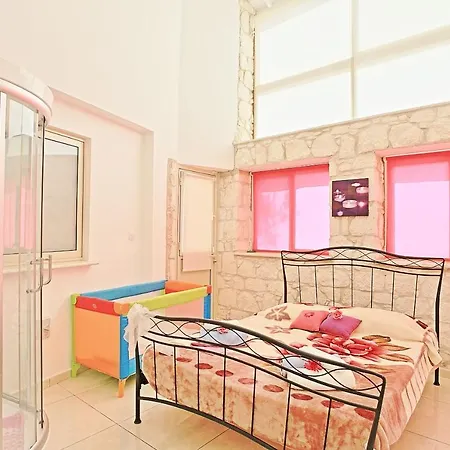 Georgios Rafaela וילה *